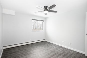 Polo Club Townhomes: 770 - 818 Allegheny Drive